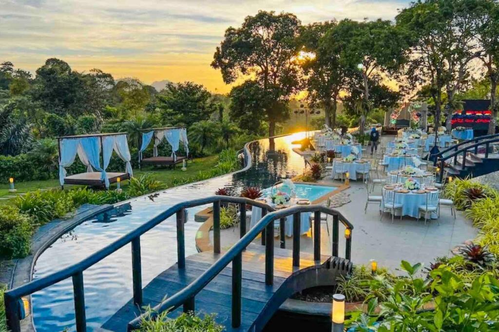 Overlooking Staycation At Sandari Batulao Tagaytay City Exterior photo